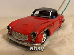 Vintage Battery Operated Tin Toy Mercedes Car Japan ar-23