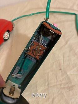 Vintage Battery Operated Tin Toy Mercedes Car Japan ar-23