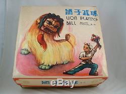 Vintage Battery Operated Toy ME 795 Lion Playing Ball WithBox 1960's Red China