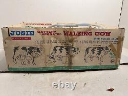 Vintage JOSIE The Walking Cow BATTERY OPERATED Rosko ToyIN ORIGINAL BOX