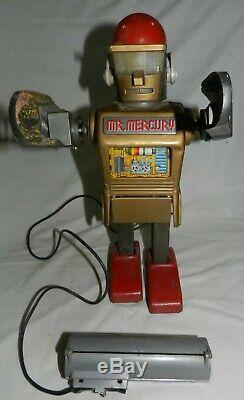 Vintage Marx Mr. Mercury Battery operated Tin Litho Robot, Not Working