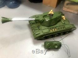 Vintage Motorized 1960s Deluxe Reading Tiger Joe Army Tank Toy