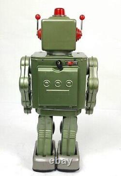 Vintage S. H Horikawa Star Strider Robot Battery Op Limited Edition w Box Japan