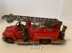 Vintage TOY FIRE ENGINE BATTERY OPERATED Japan Tin Toy Truck