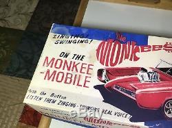 Vintage Tin Battery Operated Talking The Monkees On The Monkee Mobile 1967 Japan
