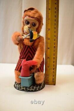 Vintage Toy Monkey Shoemaker Japan Nomura Tn Battery Operated Collectibles Rare