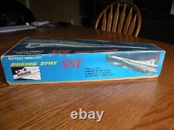 Vintage mid 1960's Daiya Pan Am Boeing 2707 SST Concorde Battery Operated Plane