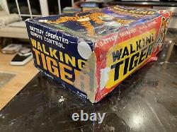 WALKING TIGER BATTERY OPERATED REMOTE CONTROL TOY BY MARX WithRARE HTF BOX 196O's