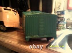 YR=1960s remco mighty casey electric ride on train box car 9tl=14 long=6 wd