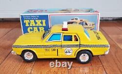 Yonezawa Battery Operated Mystery Action Taxi Cab Tin Toy Car Japan #13028